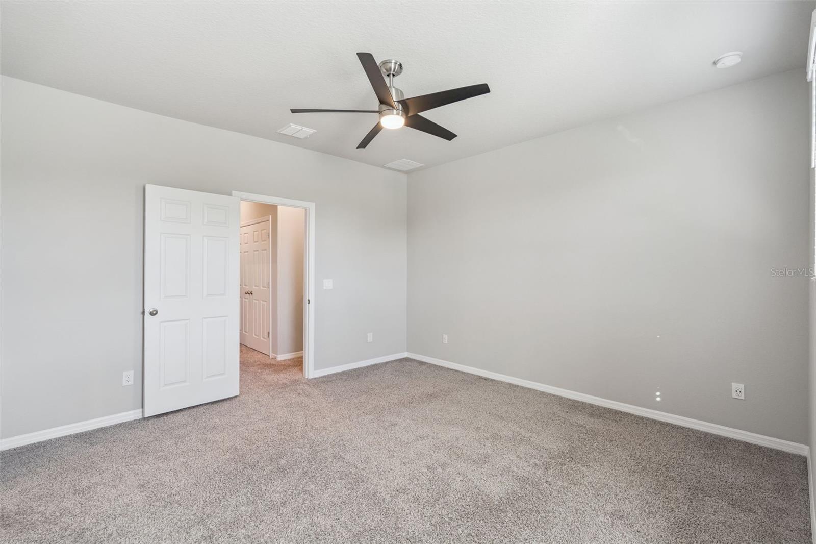 LEGACY PLACE - Residential