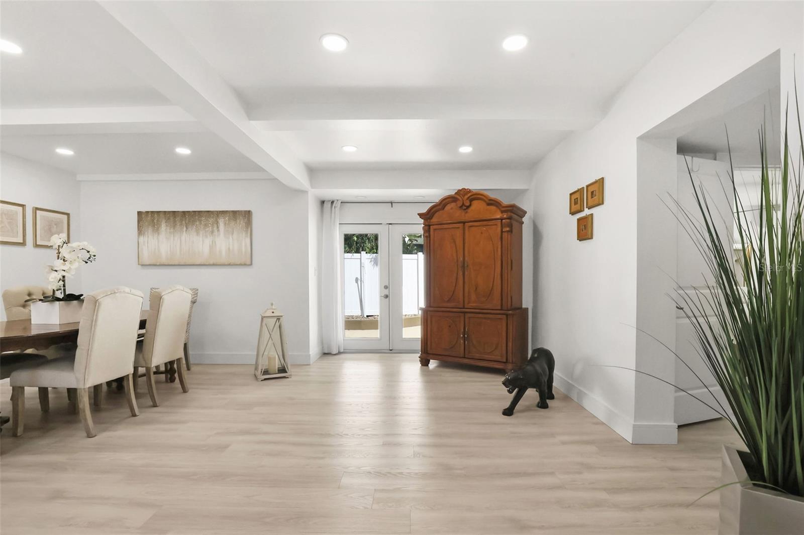 BAYSHORE ESTATES 4 - Residential