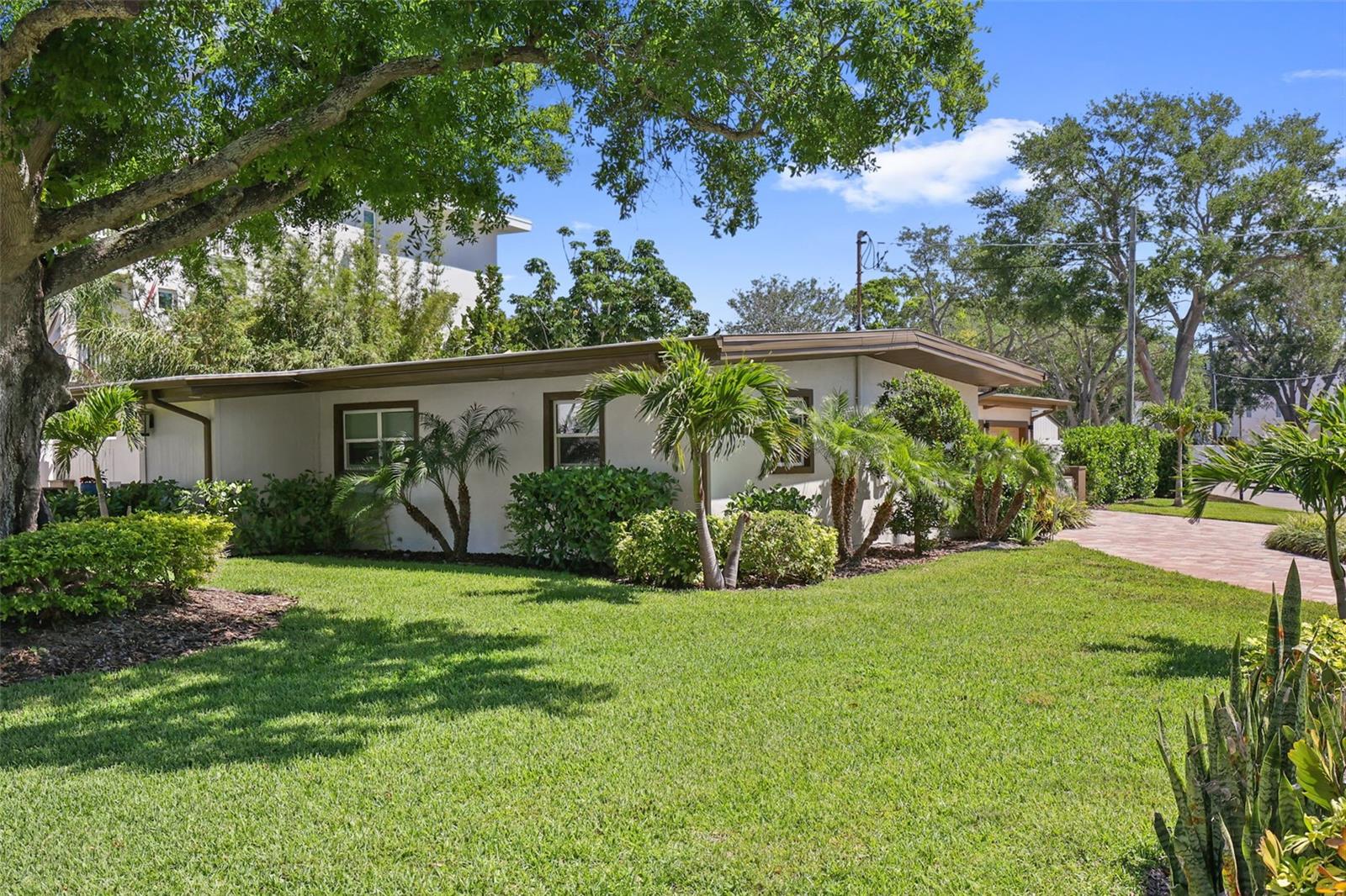 BAYSHORE ESTATES 4 - Residential