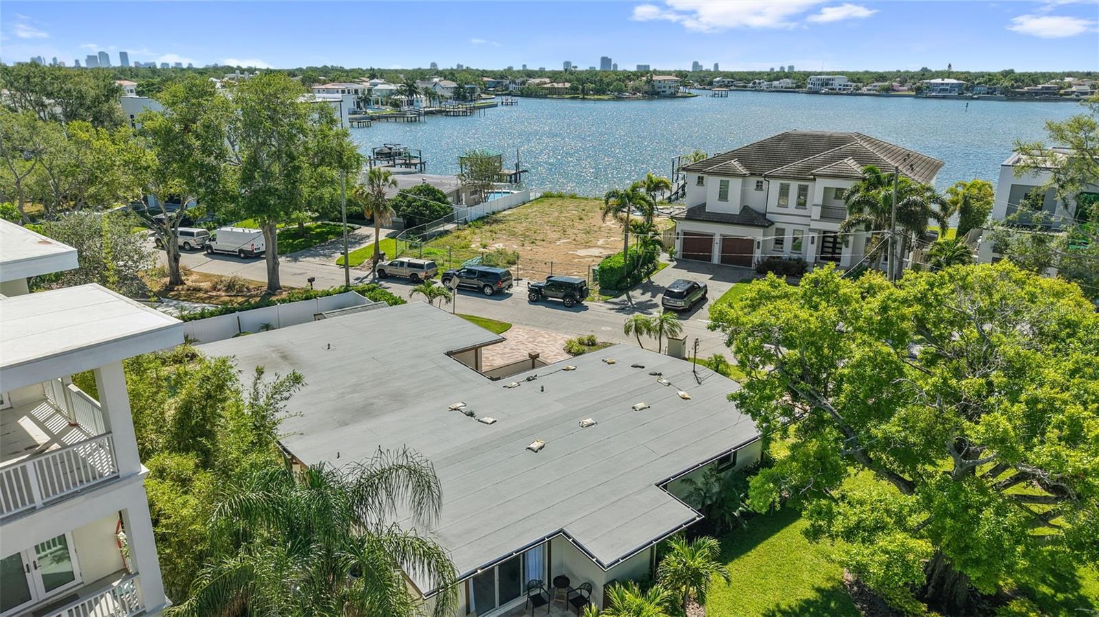 BAYSHORE ESTATES 4 - Residential