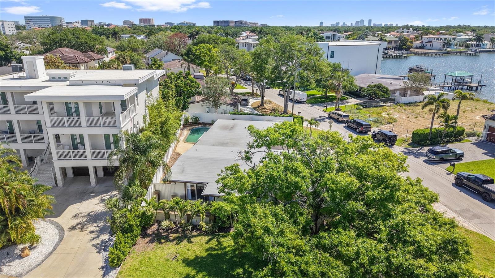 BAYSHORE ESTATES 4 - Residential