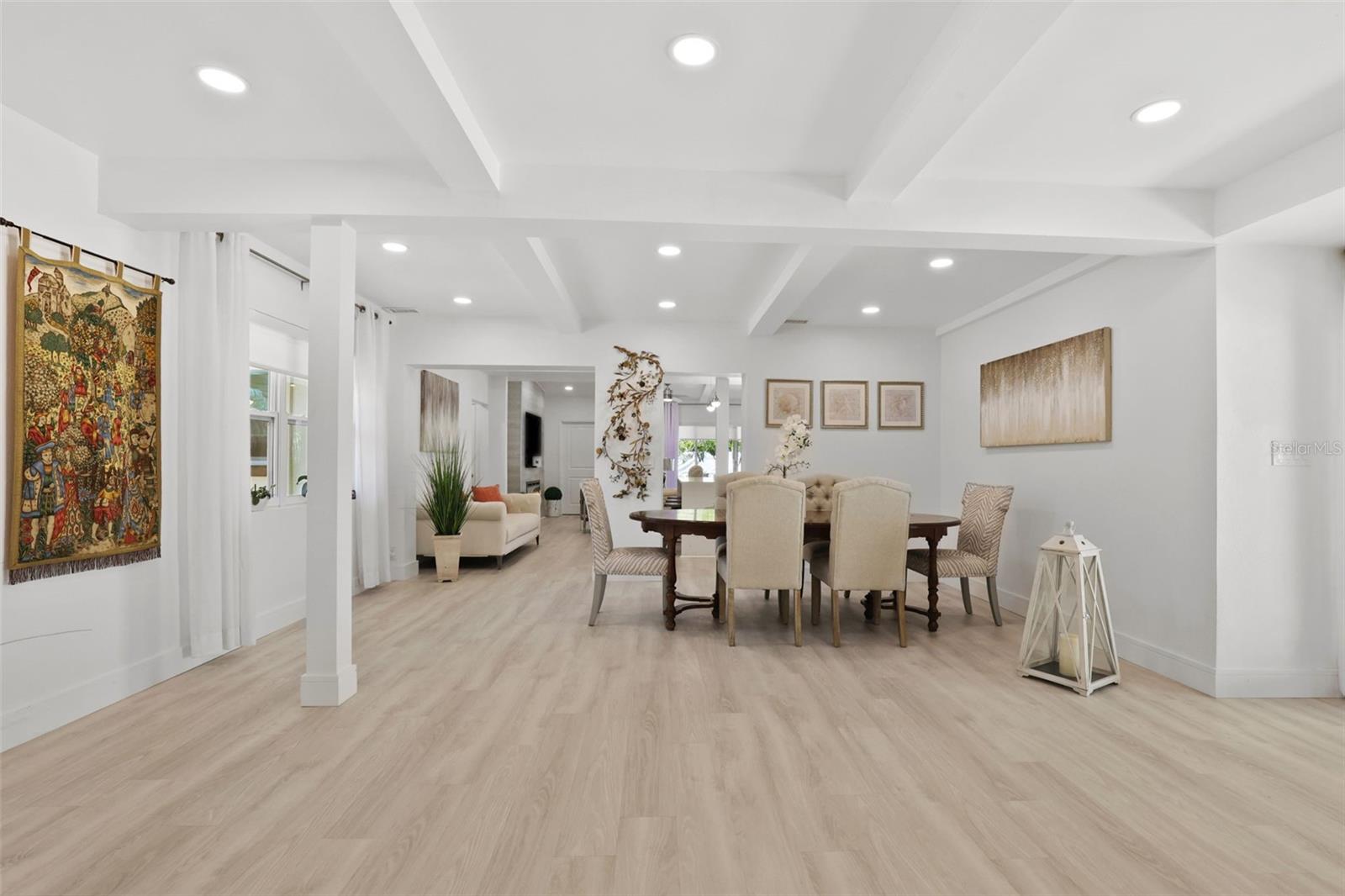 BAYSHORE ESTATES 4 - Residential