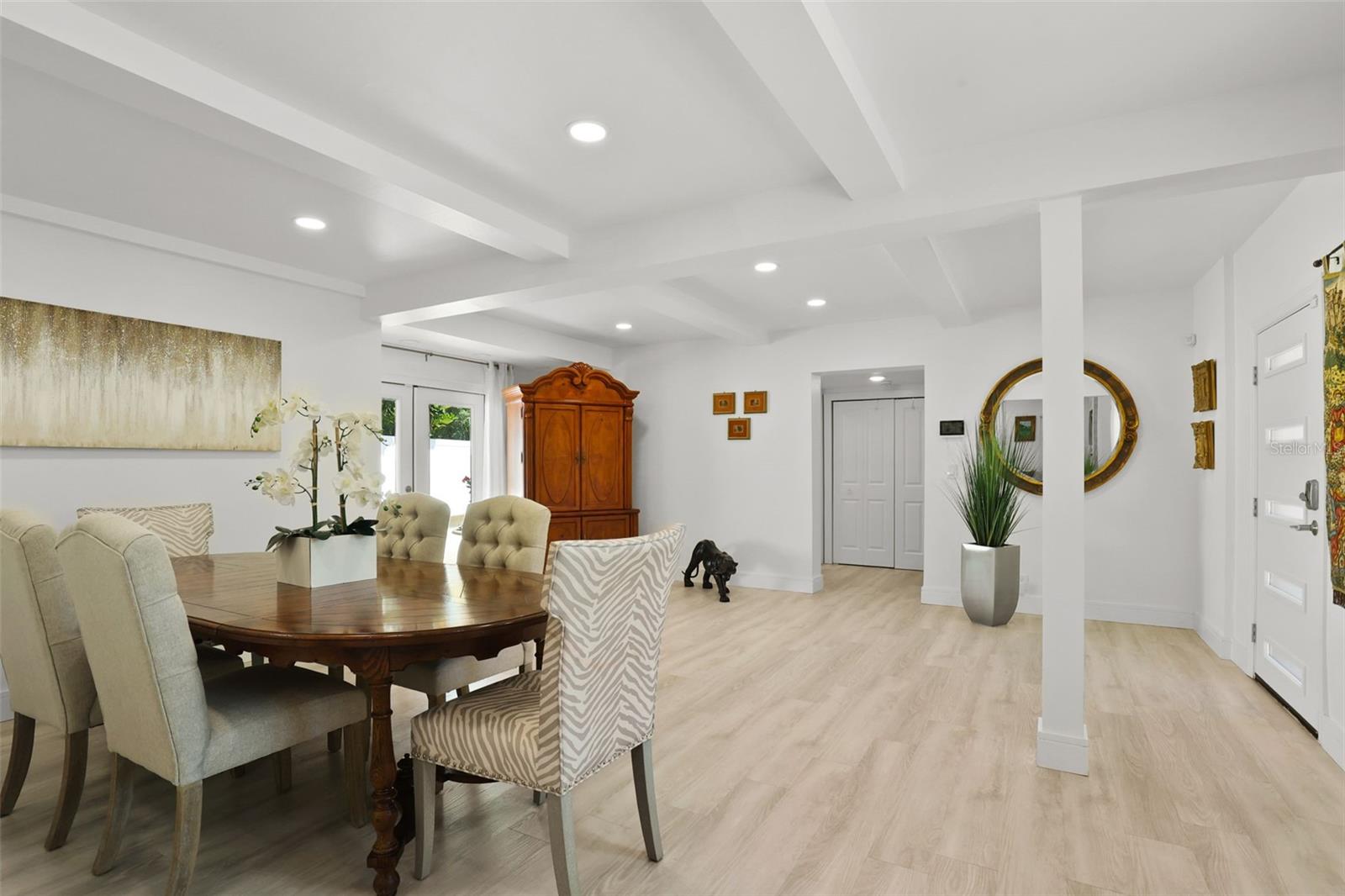 BAYSHORE ESTATES 4 - Residential