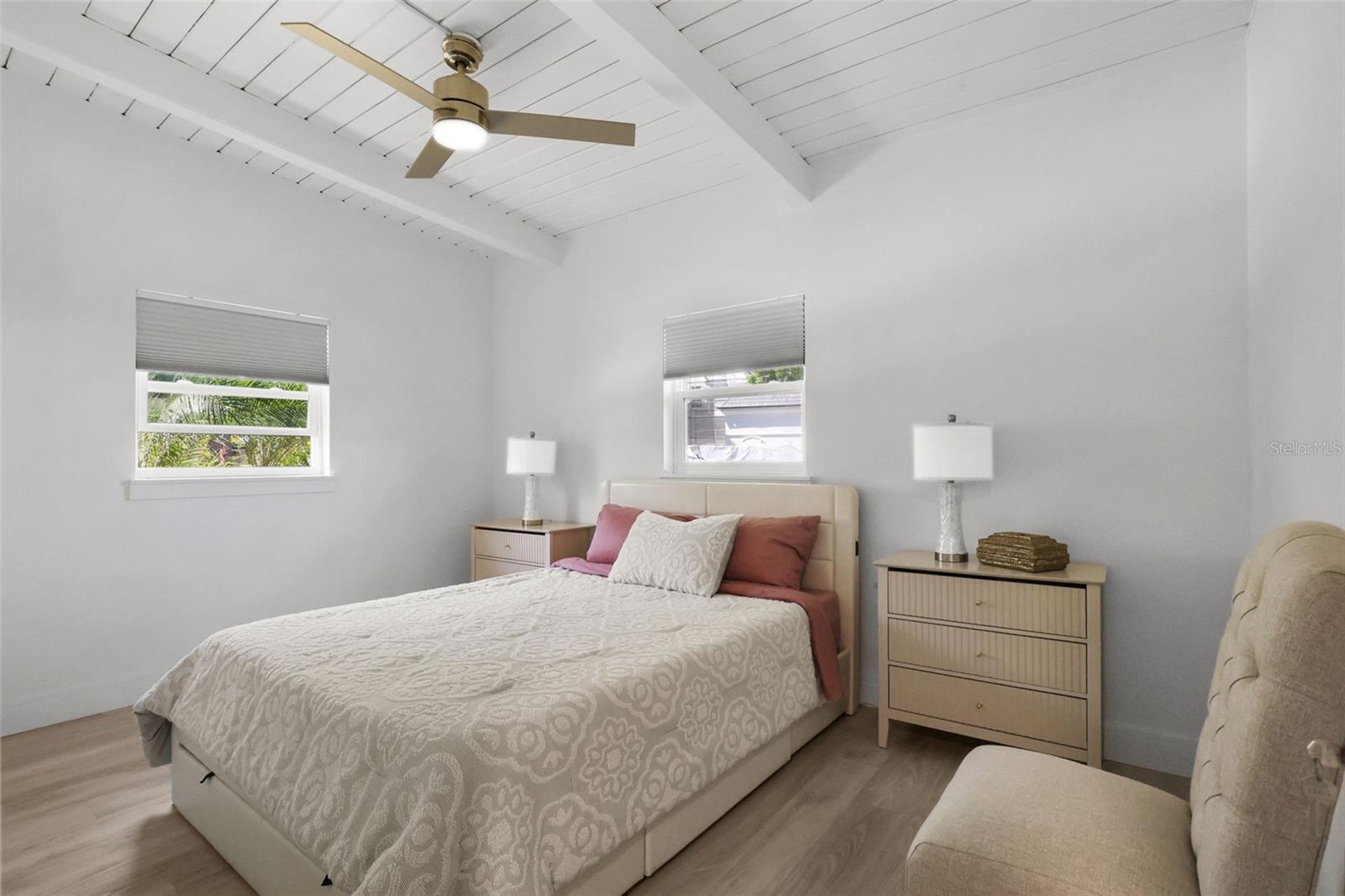 BAYSHORE ESTATES 4 - Residential