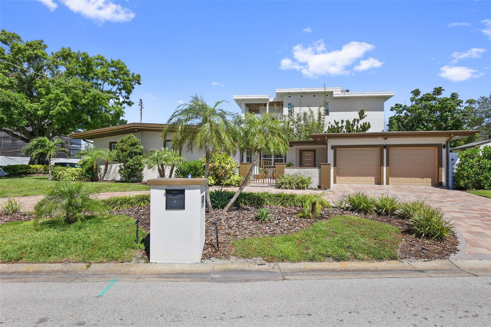 BAYSHORE ESTATES 4 - Residential