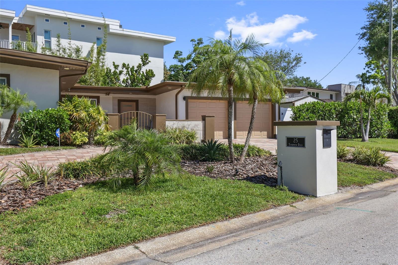 BAYSHORE ESTATES 4 - Residential