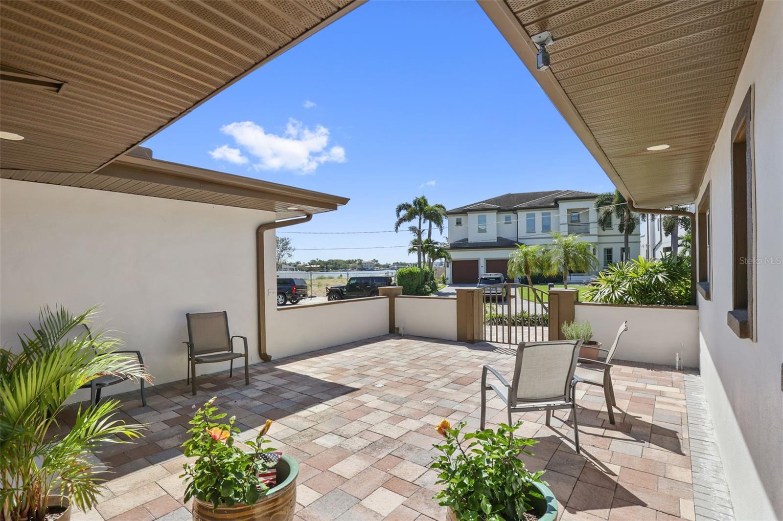 BAYSHORE ESTATES 4 - Residential