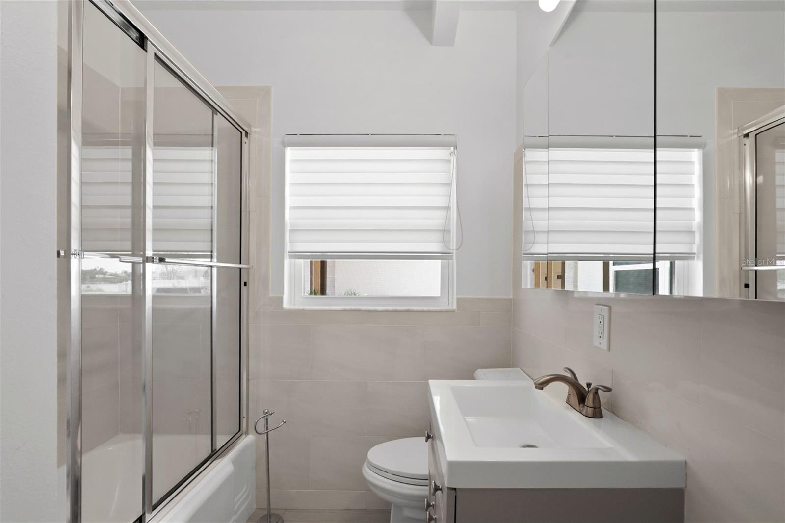 BAYSHORE ESTATES 4 - Residential