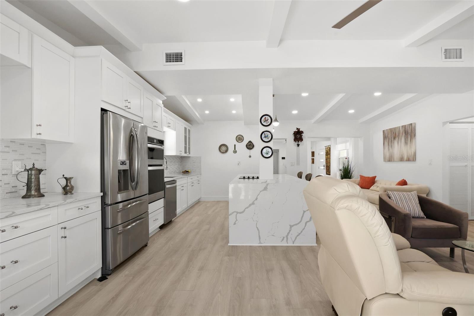 BAYSHORE ESTATES 4 - Residential