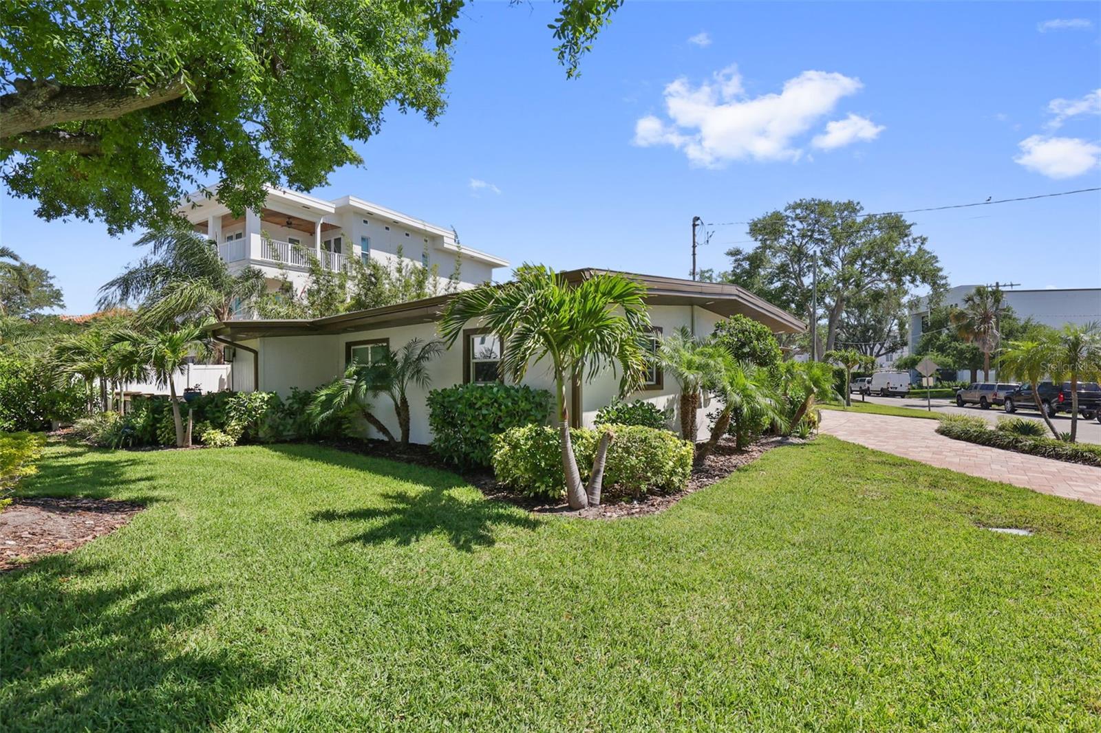 BAYSHORE ESTATES 4 - Residential