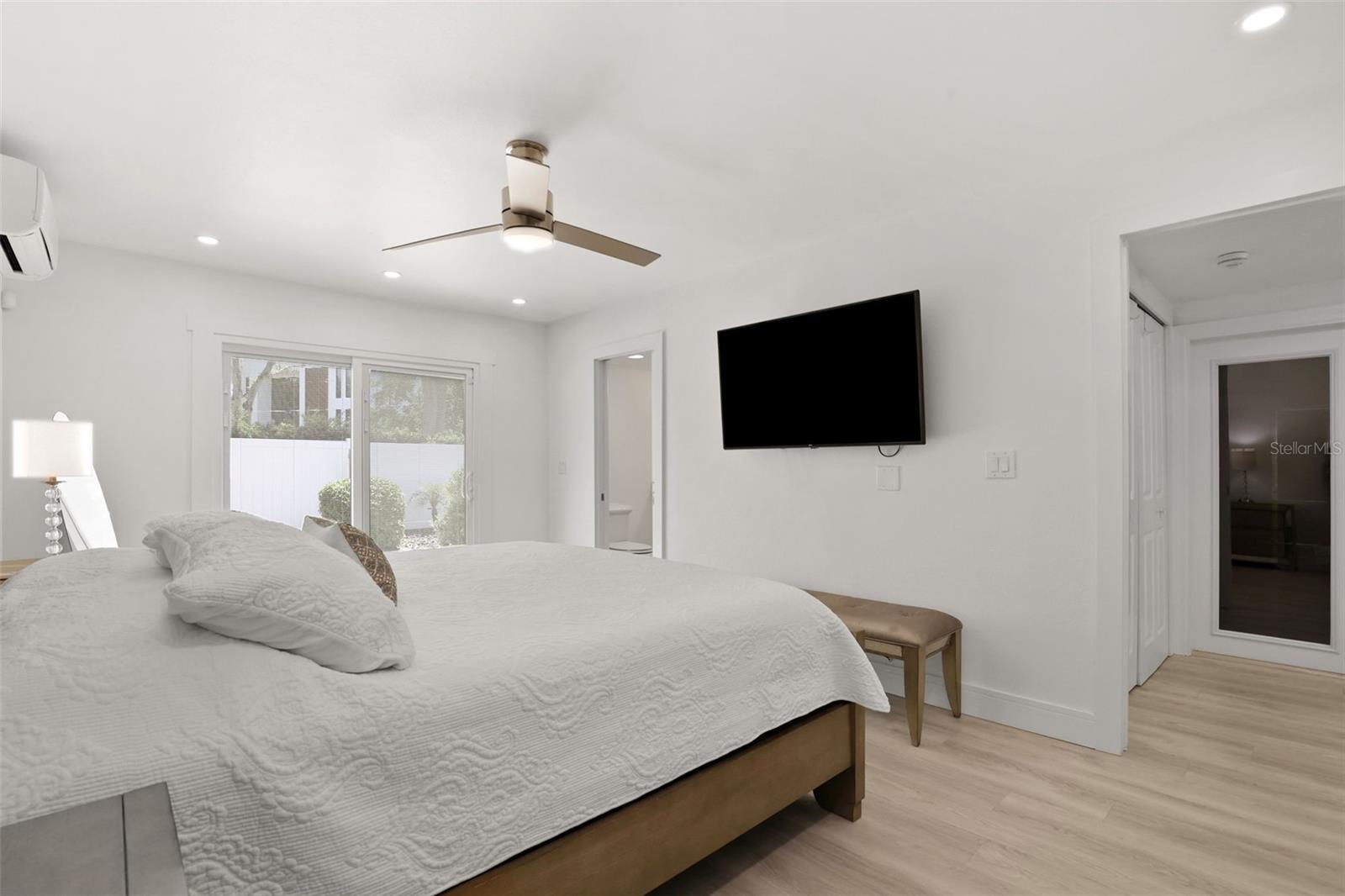 BAYSHORE ESTATES 4 - Residential