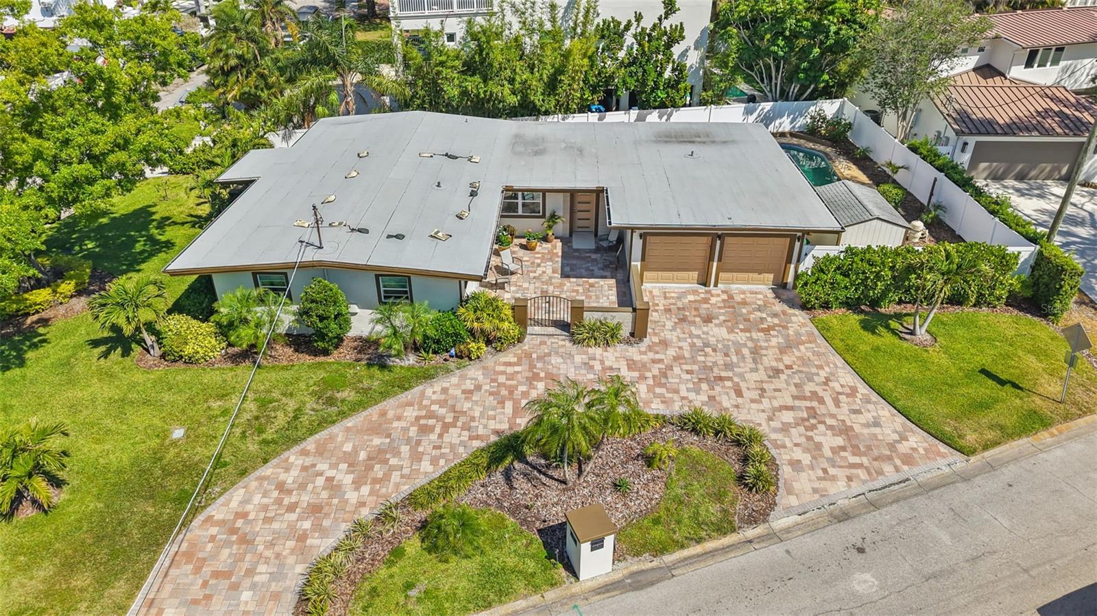 BAYSHORE ESTATES 4 - Residential