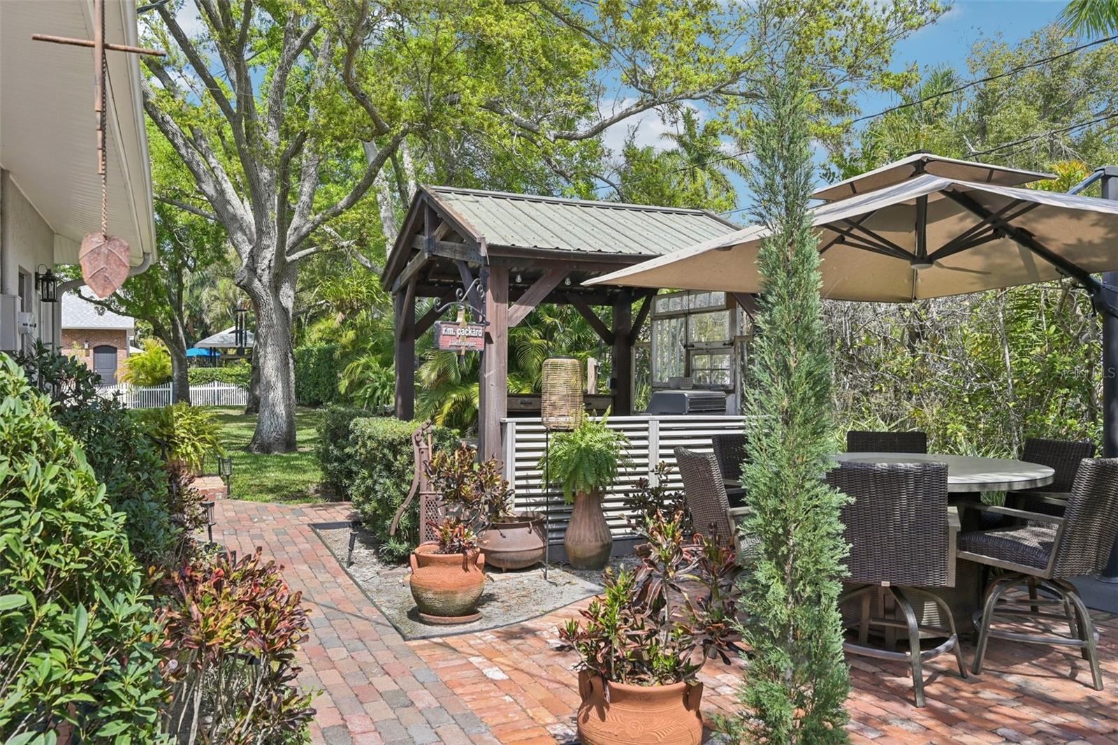 WM RICHMANS - Residential