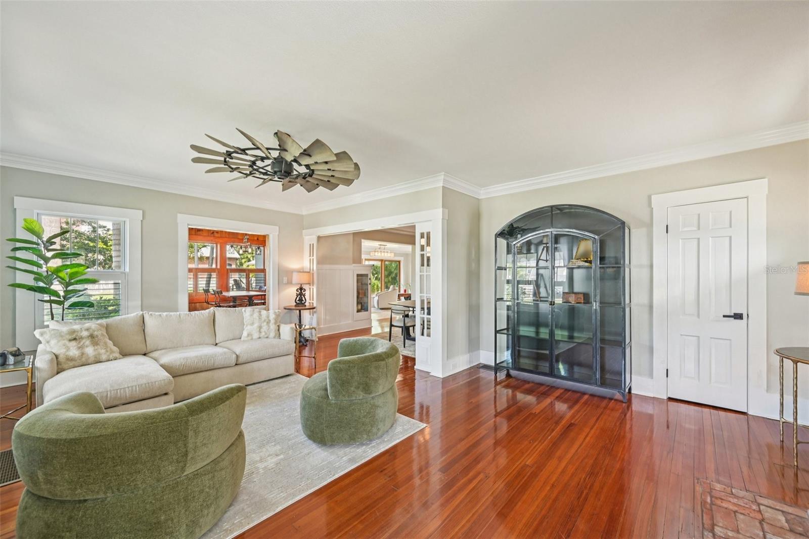 WM RICHMANS - Residential