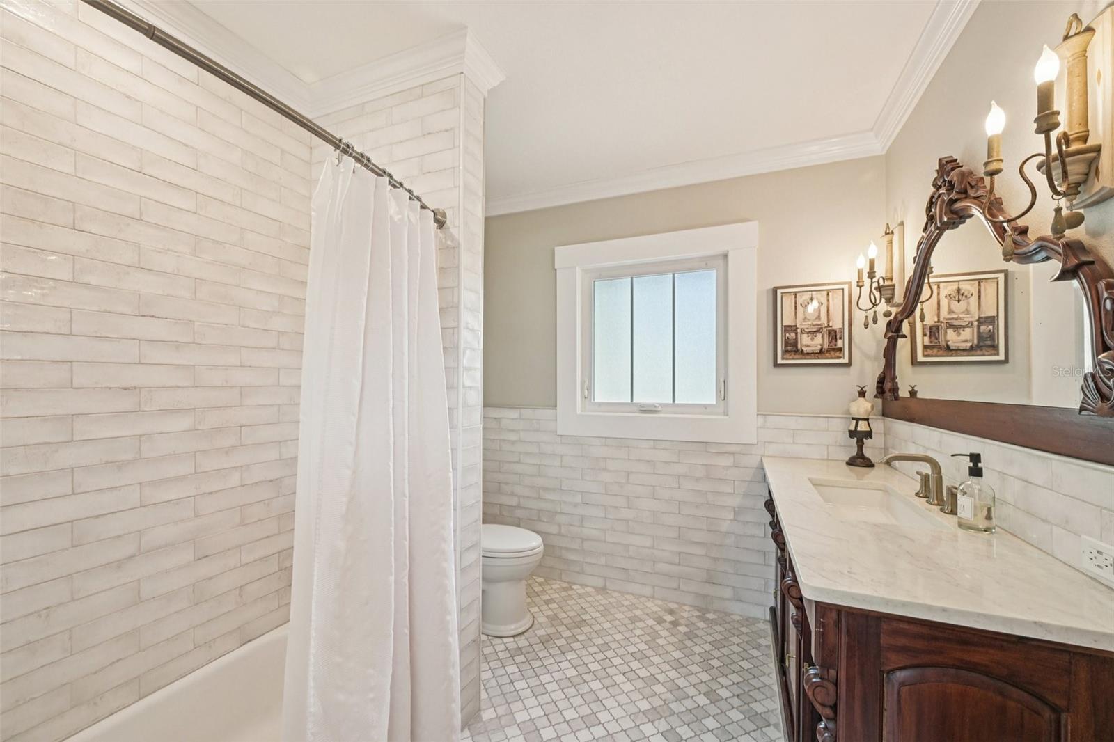 WM RICHMANS - Residential