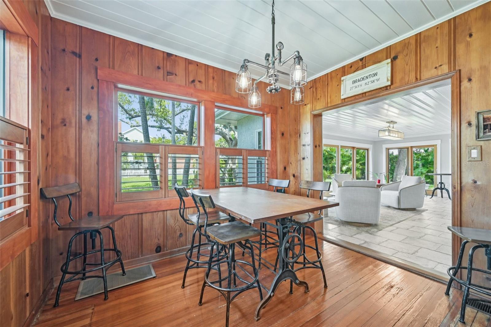 WM RICHMANS - Residential