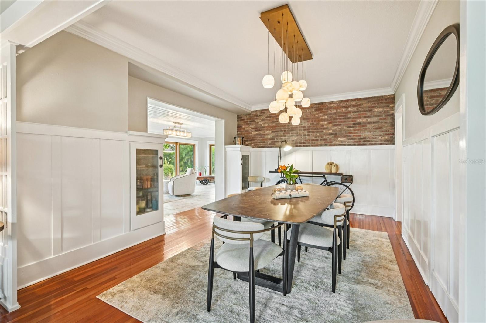 WM RICHMANS - Residential