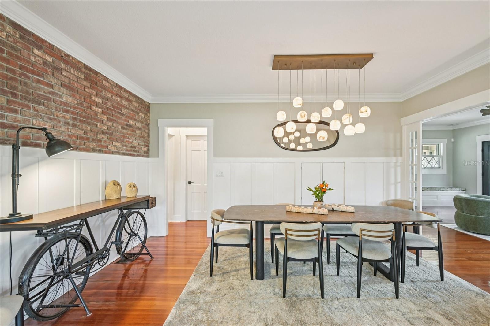 WM RICHMANS - Residential