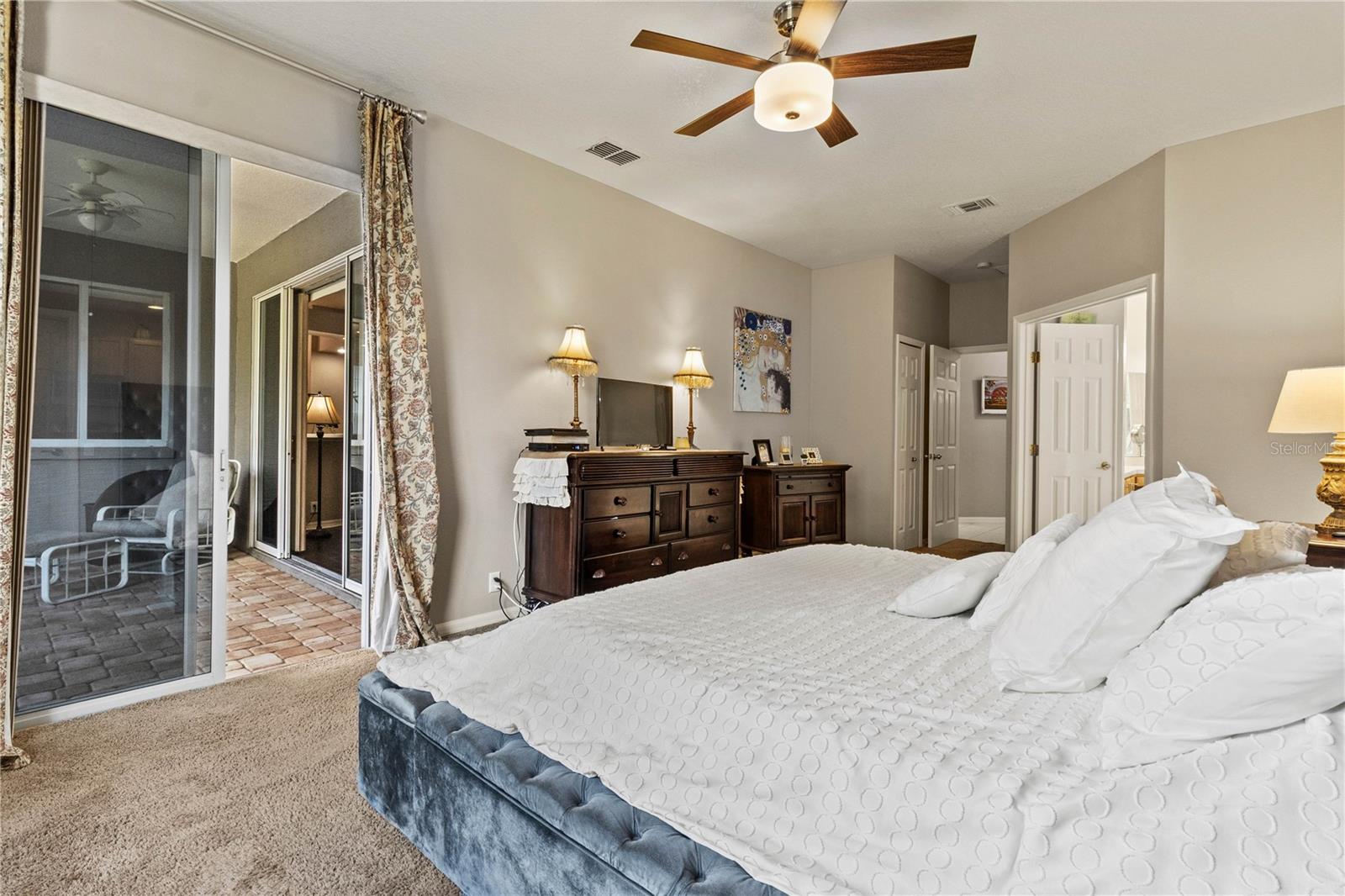 CARILLON LAKES PH 04 - Residential