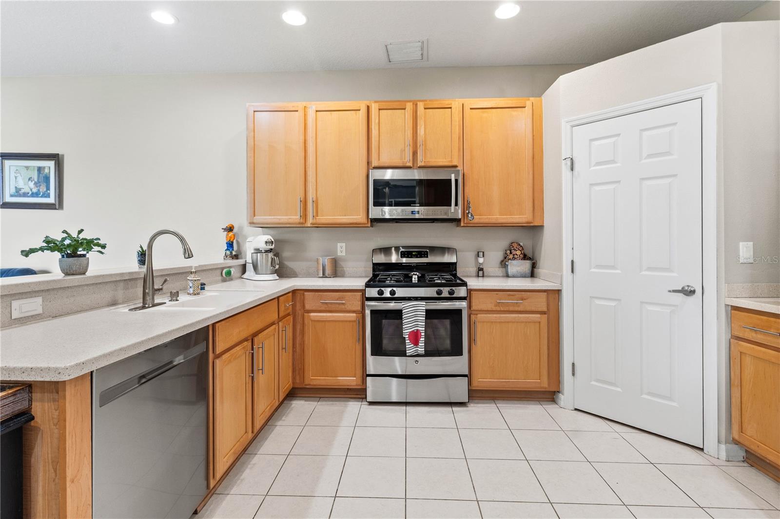 CARILLON LAKES PH 04 - Residential