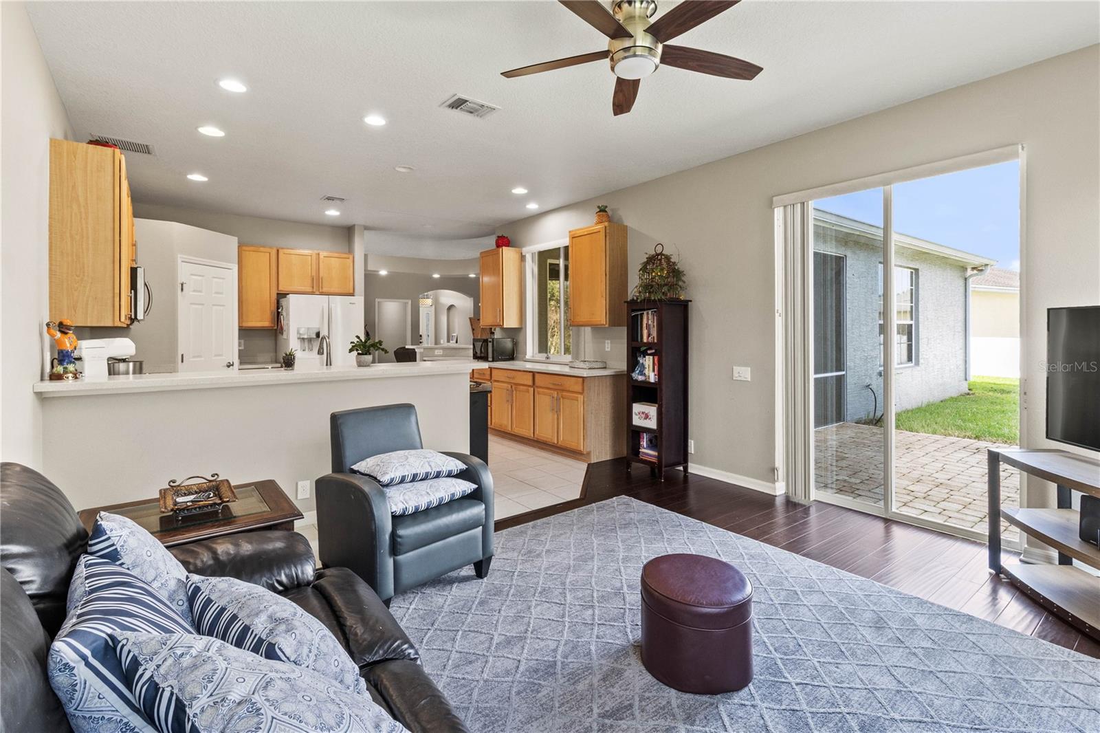 CARILLON LAKES PH 04 - Residential