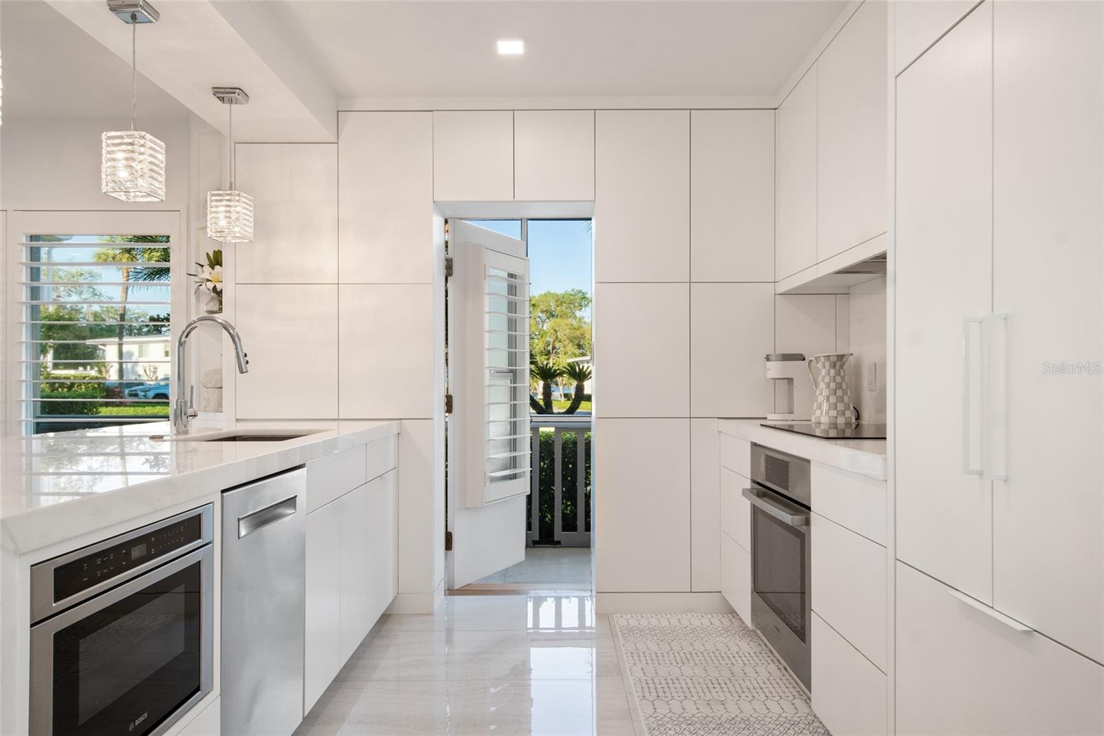 LAKE MAITLAND TERRACE APTS - Residential