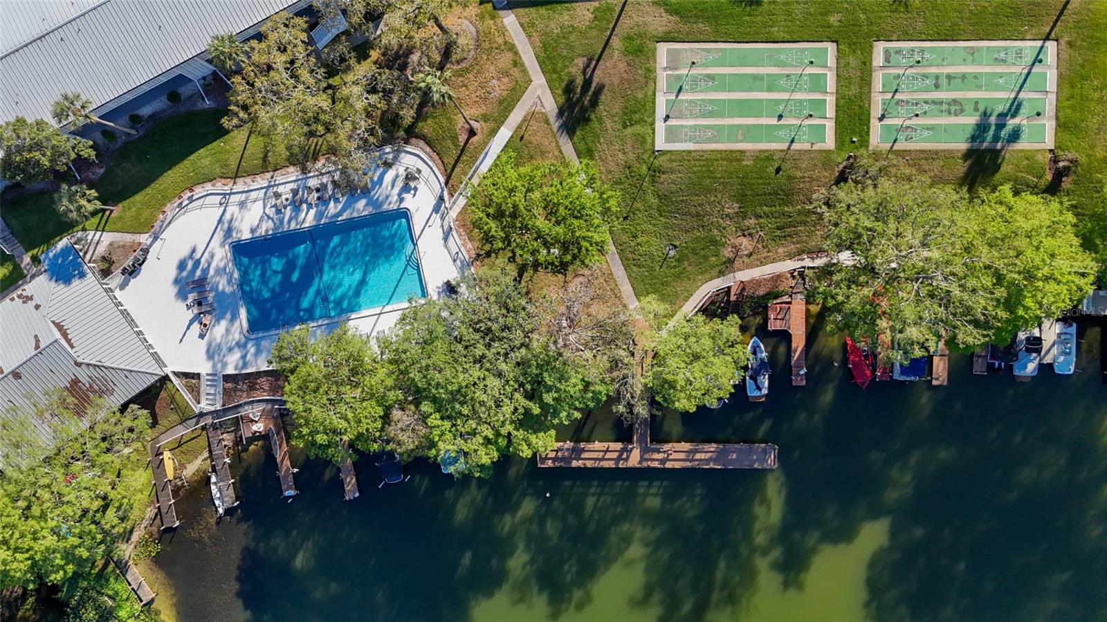 LAKE MAITLAND TERRACE APTS - Residential