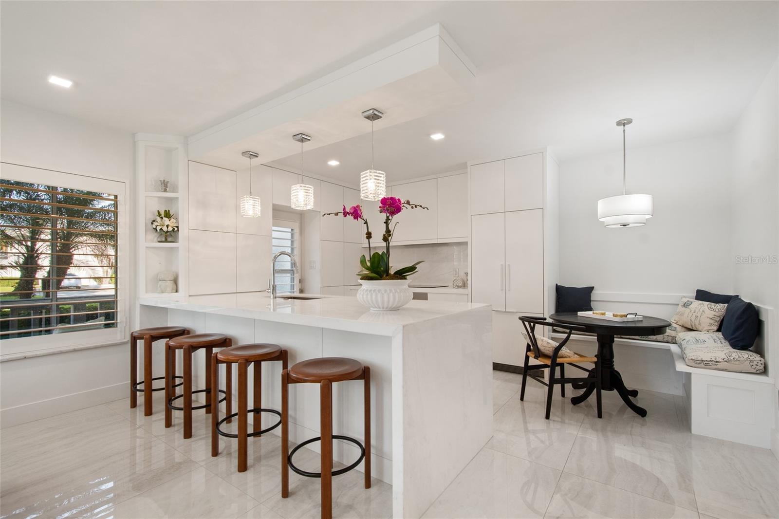 LAKE MAITLAND TERRACE APTS - Residential