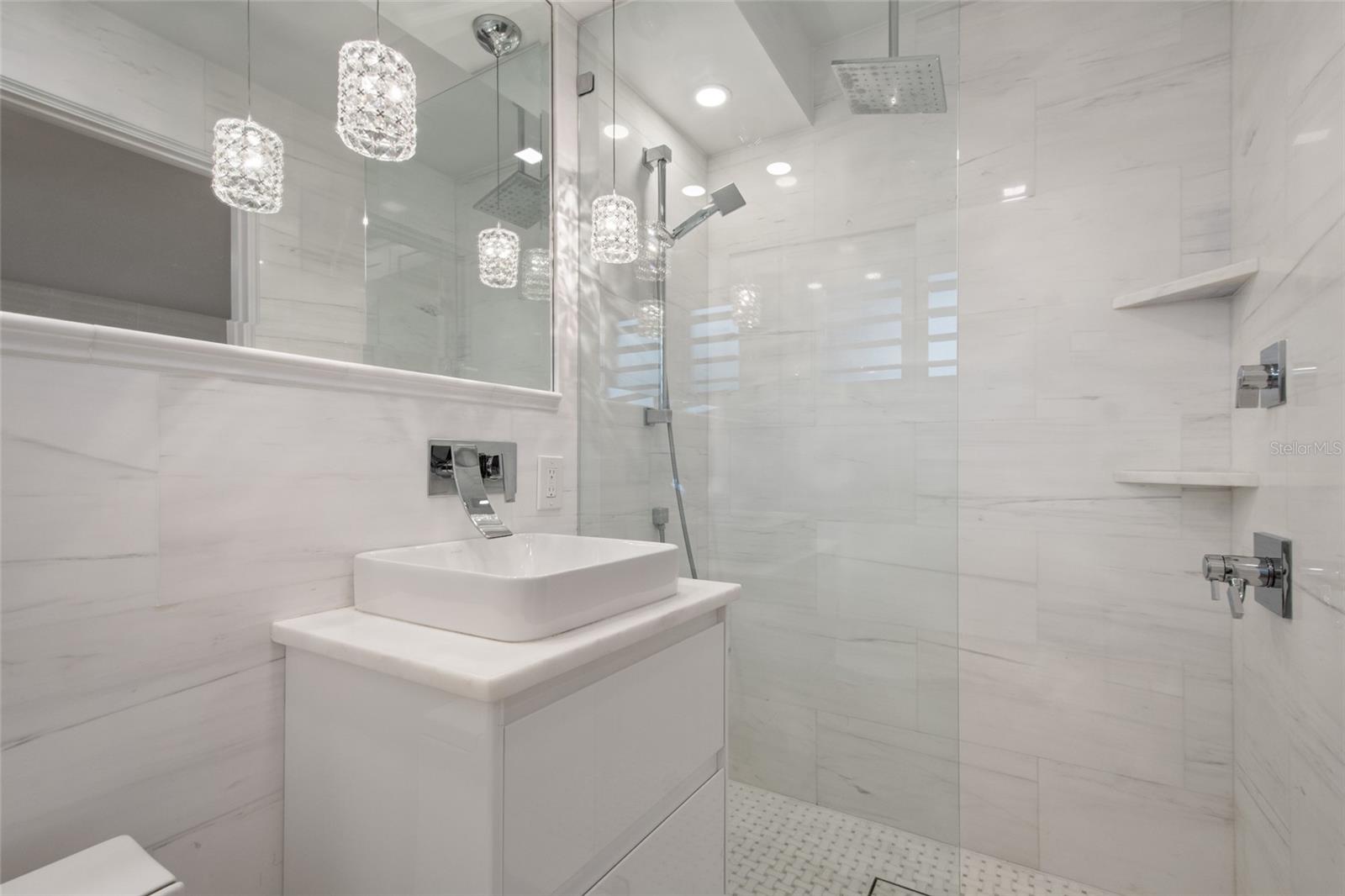 LAKE MAITLAND TERRACE APTS - Residential