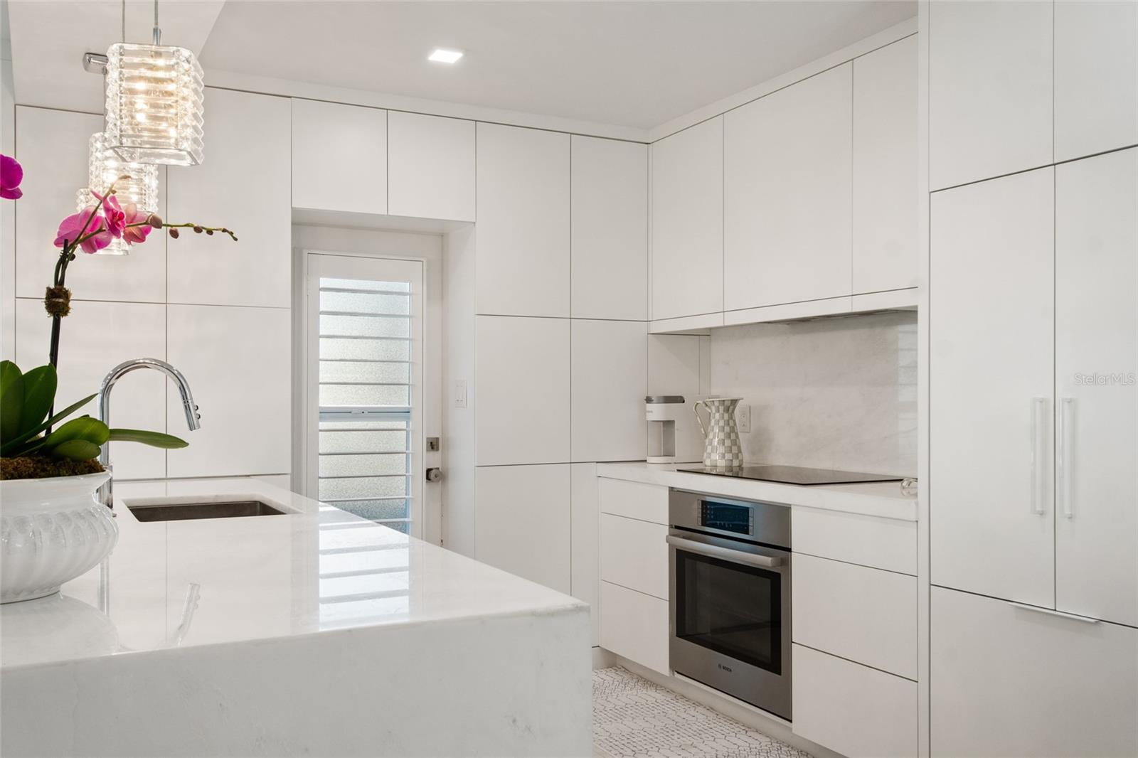 LAKE MAITLAND TERRACE APTS - Residential