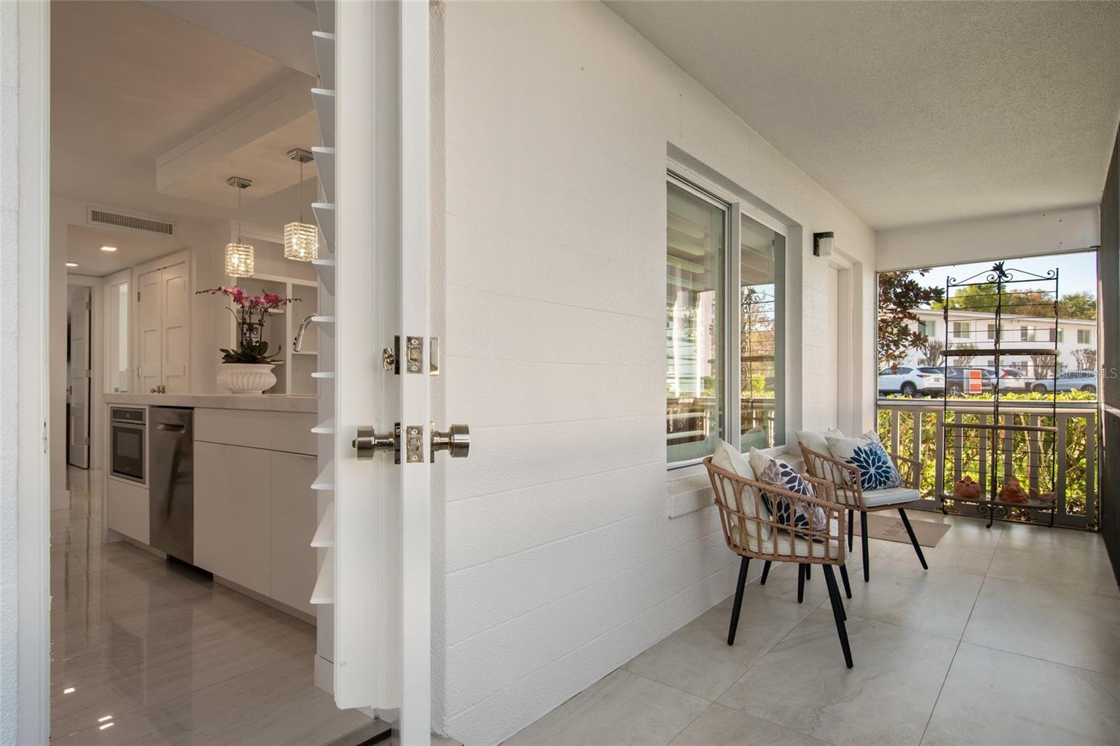 LAKE MAITLAND TERRACE APTS - Residential