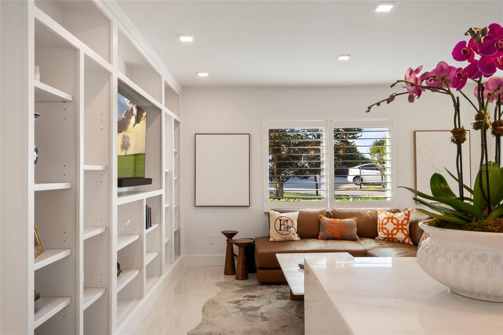 LAKE MAITLAND TERRACE APTS - Residential