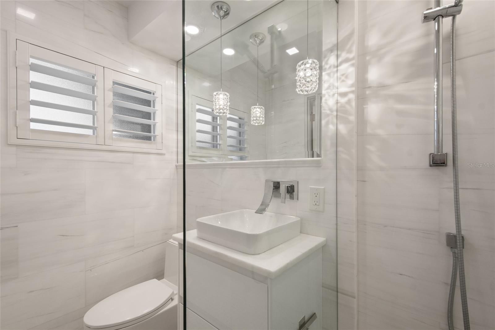 LAKE MAITLAND TERRACE APTS - Residential