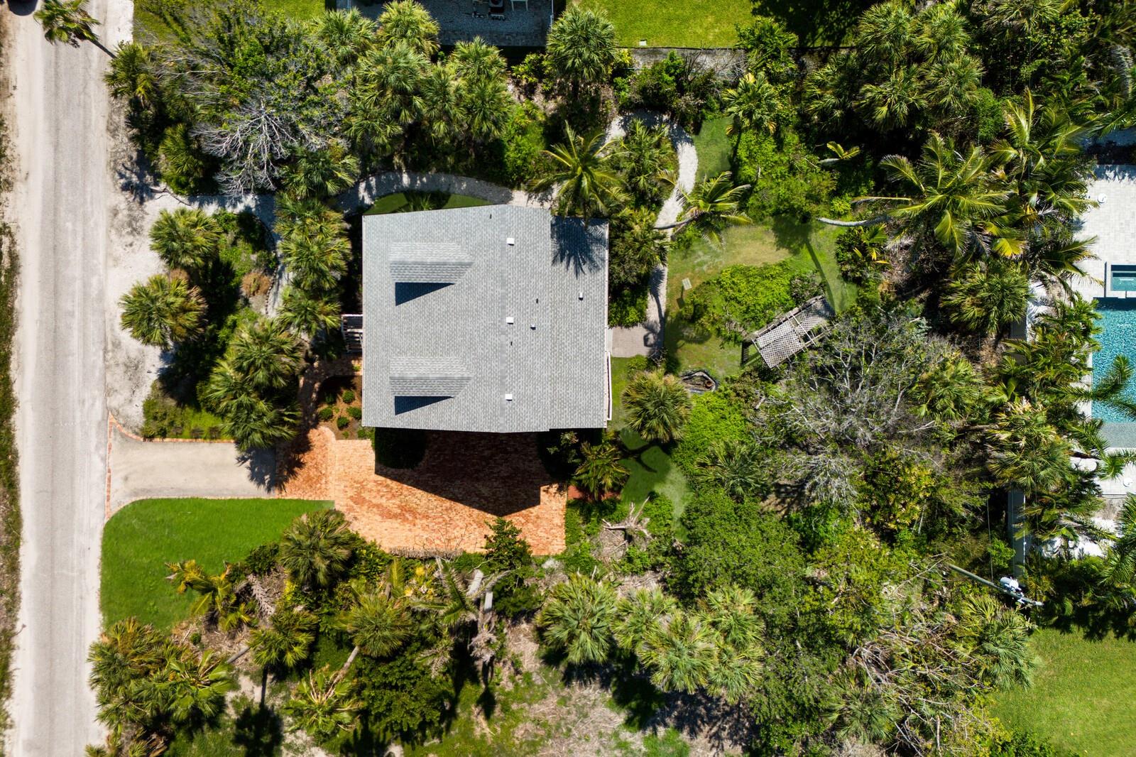 GOLDEN BEACH - Residential