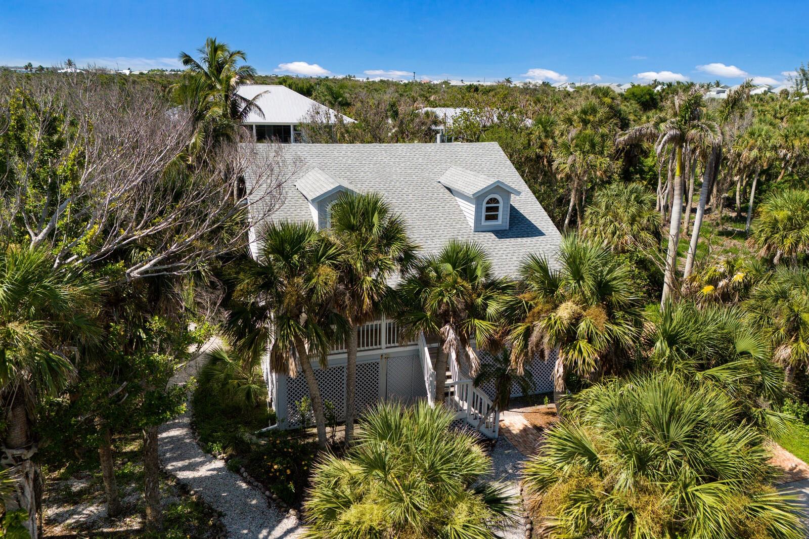 GOLDEN BEACH - Residential