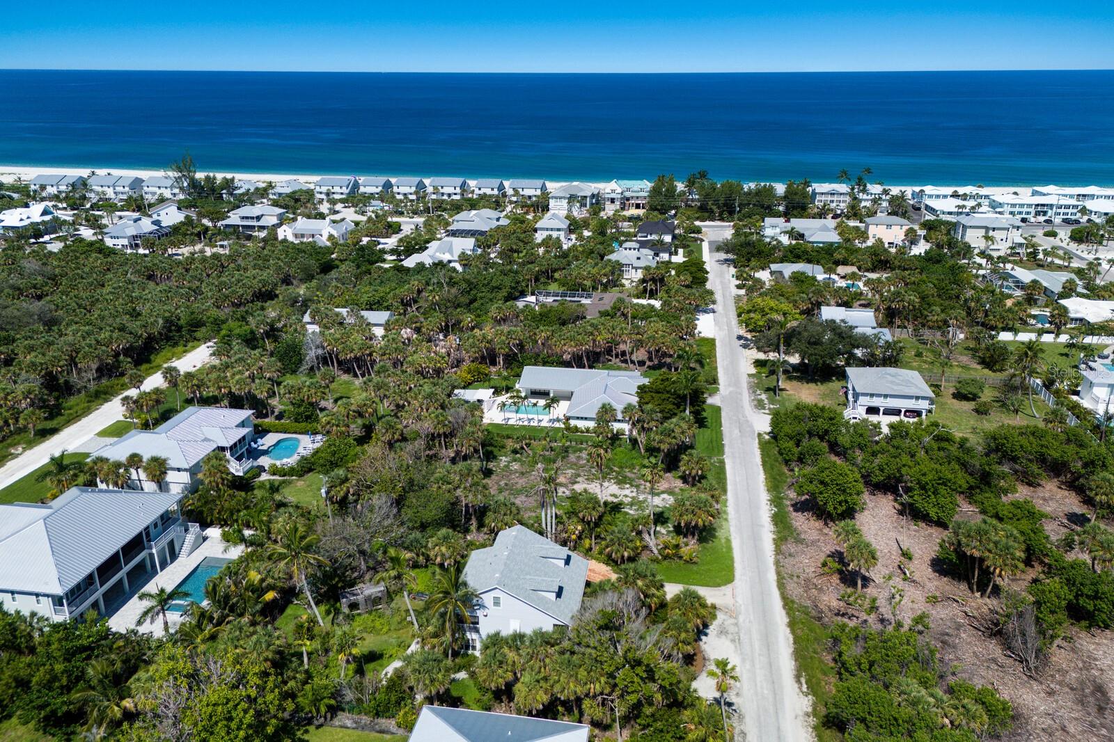 GOLDEN BEACH - Residential