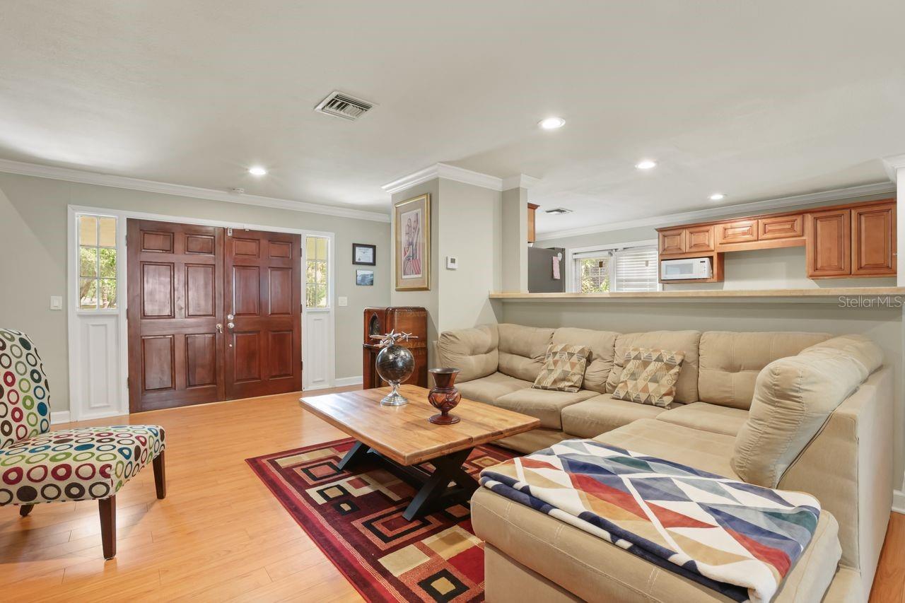 200 CROOKED OAK COURT