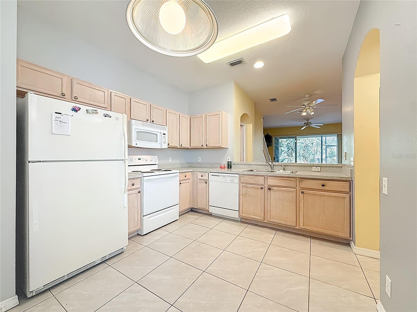 LAKE POINTE AT COUNTRYSIDE - Residential