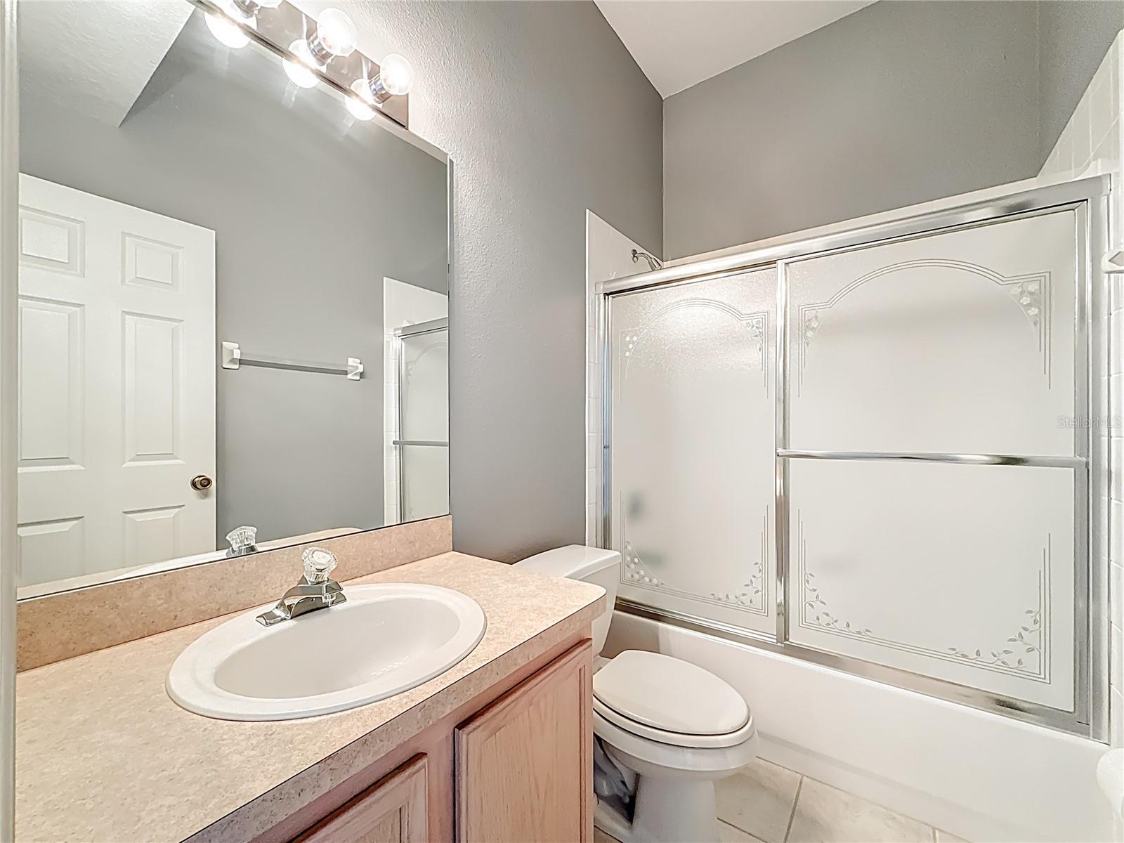 LAKE POINTE AT COUNTRYSIDE - Residential