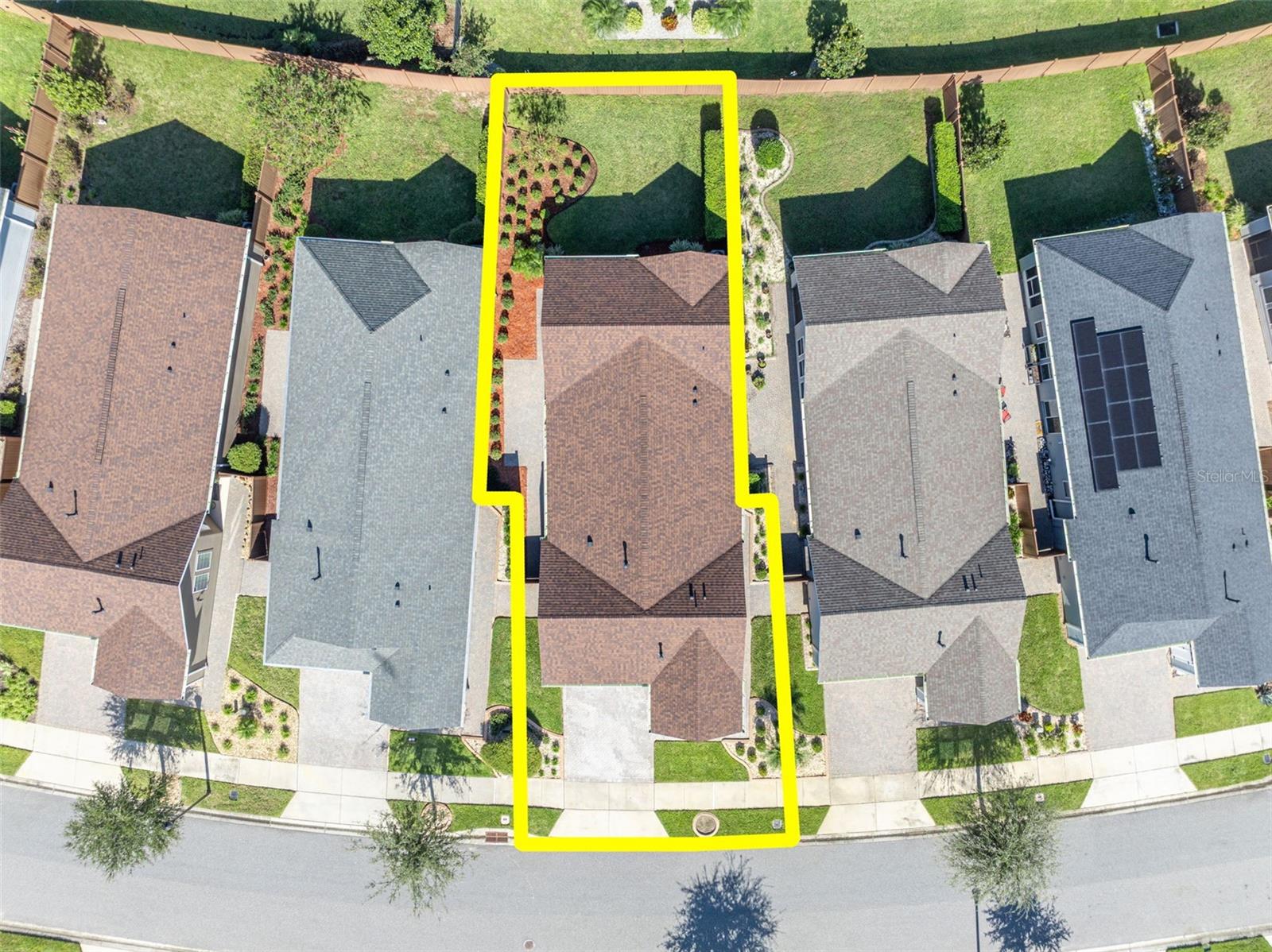 CASCADES/GROVELAND PH 6 - Residential