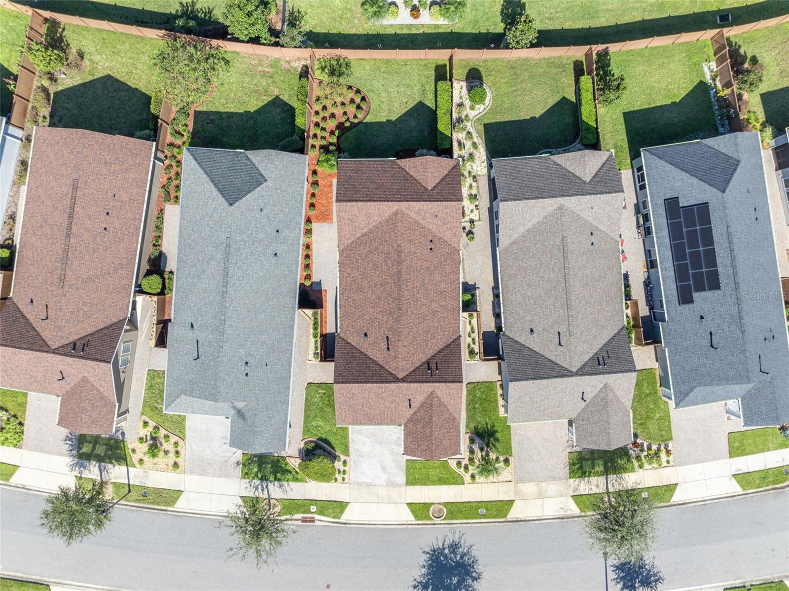 CASCADES/GROVELAND PH 6 - Residential