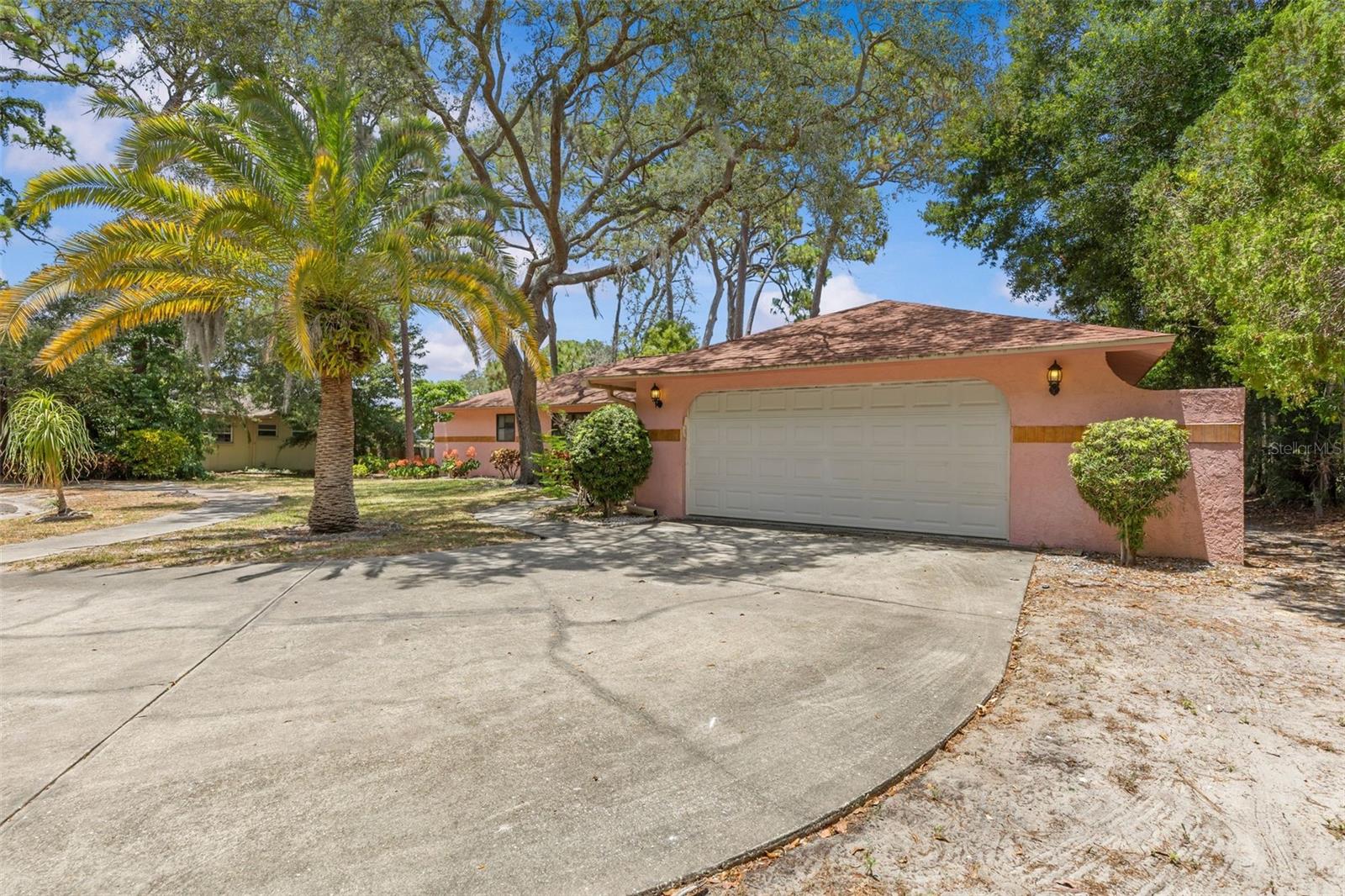 505 VILLAGE OAK DRIVE
