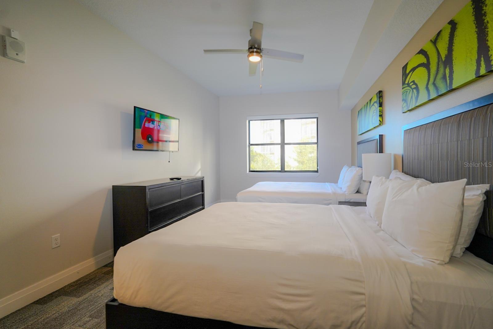 GROVE RESORT AND SPA HOTEL CONDOMINIUM 2 201903961 - Residential