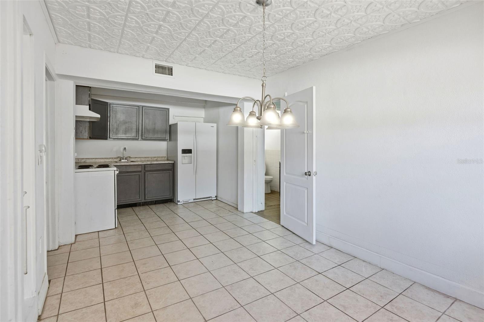 BELLE MEAD - Residential