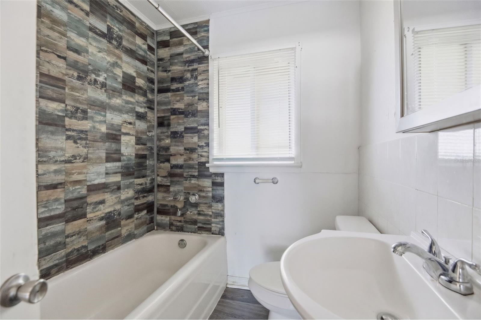 BELLE MEAD - Residential