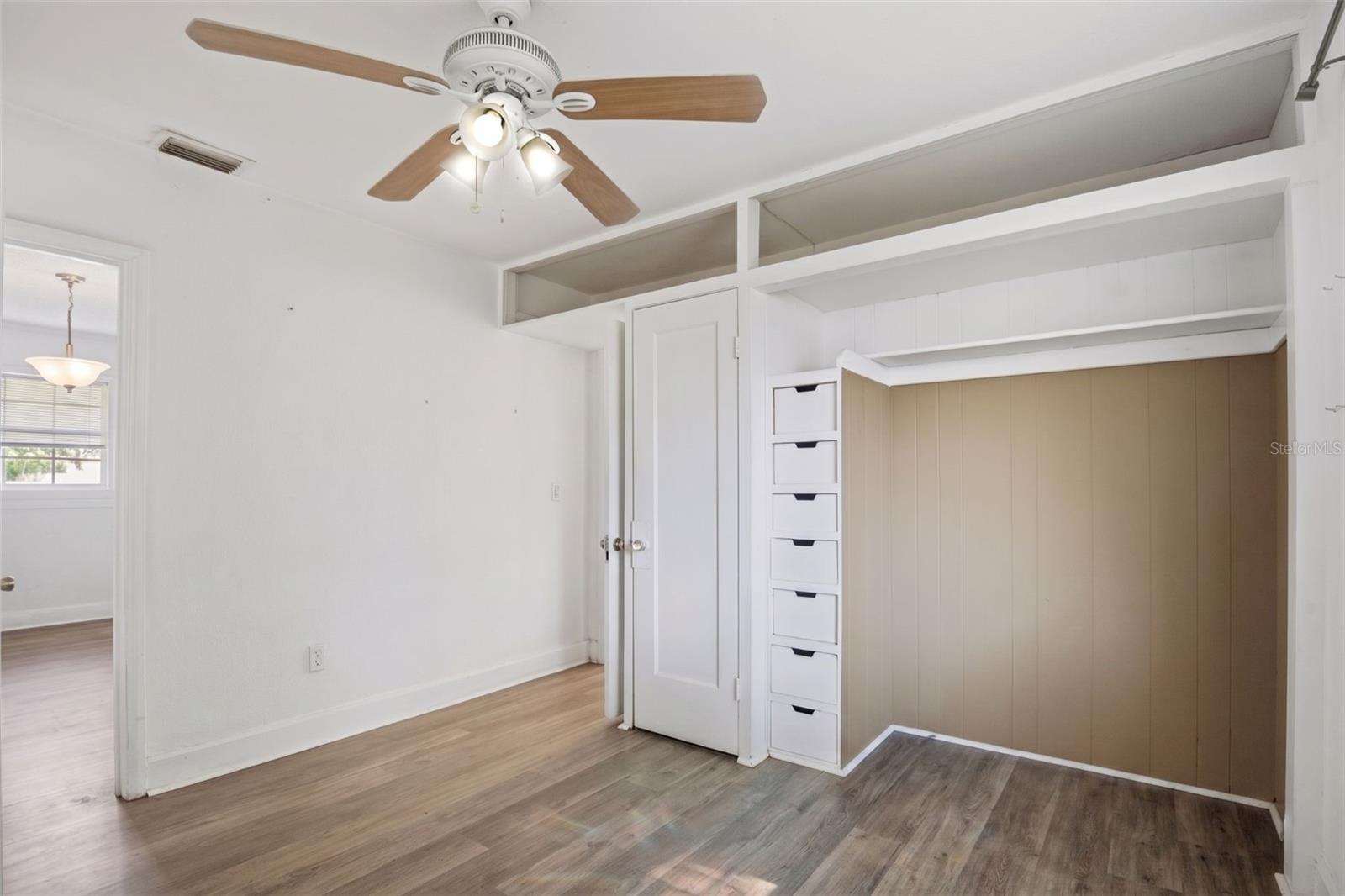 BELLE MEAD - Residential