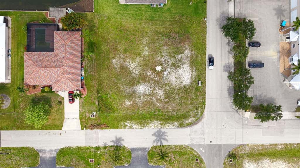 Photo of 304 SW 3rd Place, Cape Coral, FL 33991 (MLS # TB8520593)
