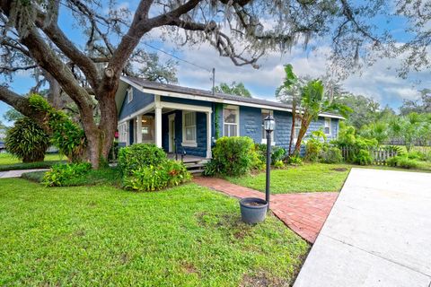 A home in TAMPA