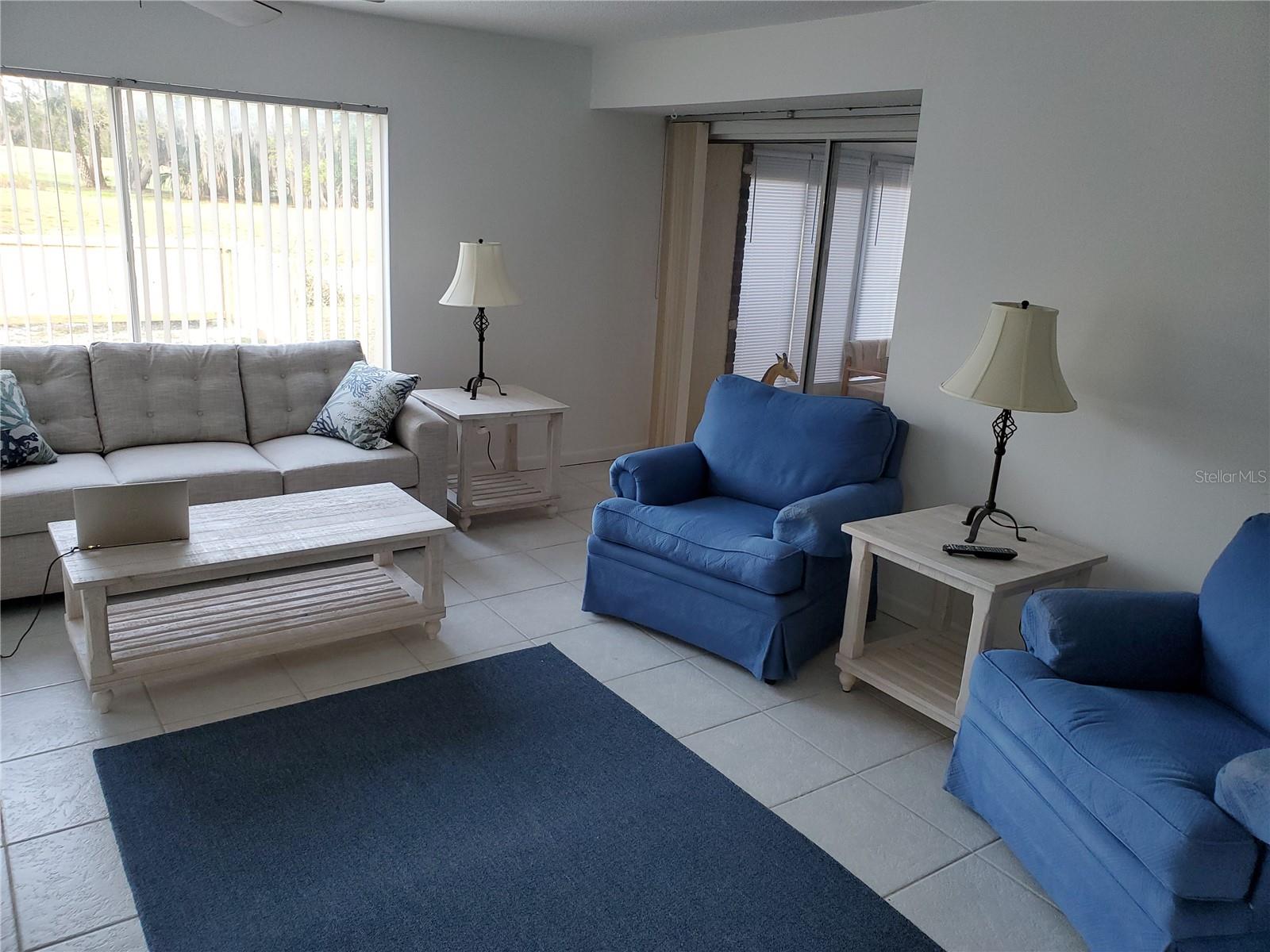 COUNTRY CLUB COVE - Residential