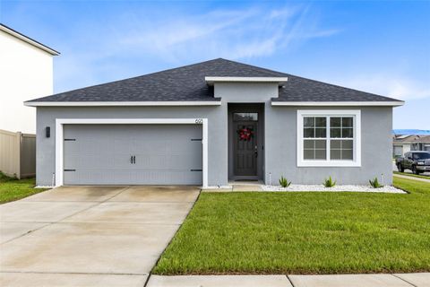 A home in WINTER HAVEN